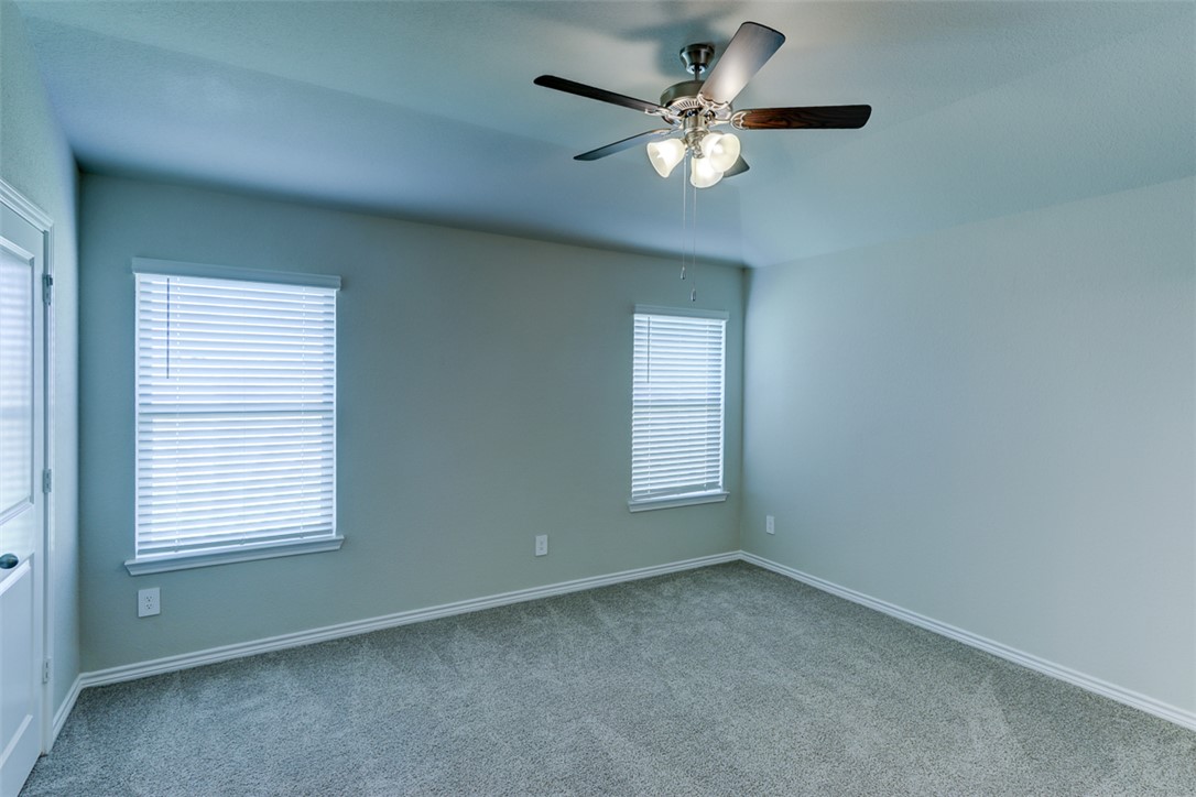 1219 Kennesaw Property Photo 10