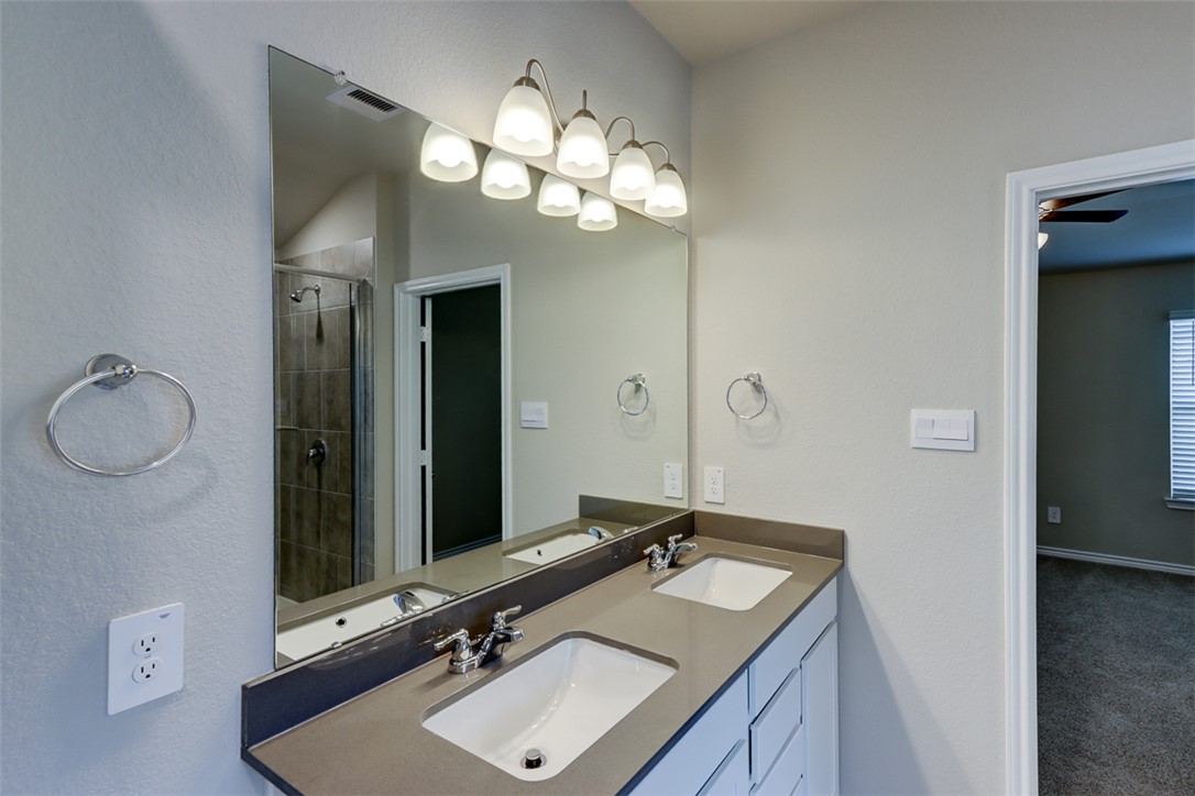 1219 Kennesaw Property Photo 18