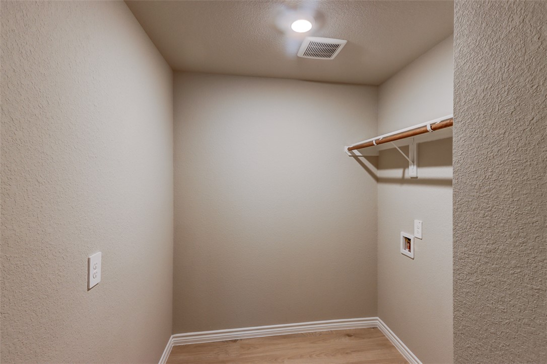 1219 Kennesaw Property Photo 19