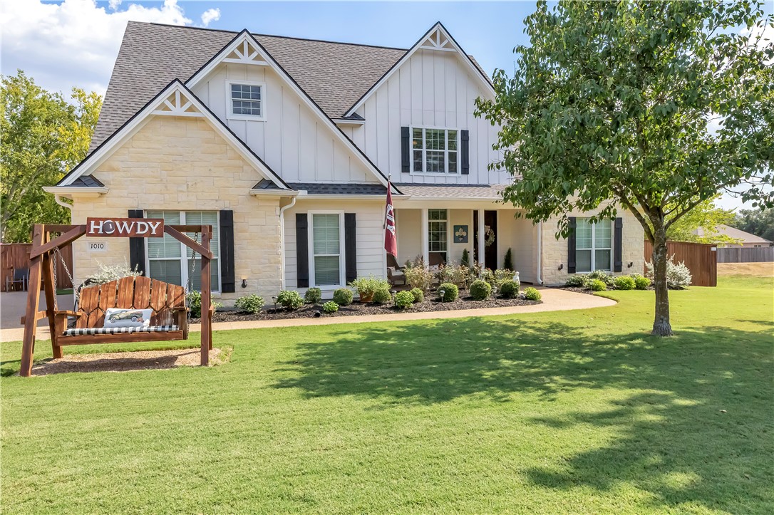 1010 Sanctuary Court Property Photo 1