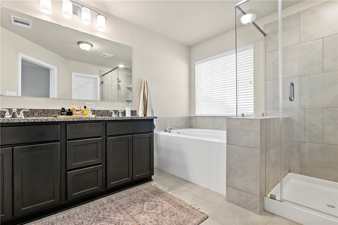 1310 Kingsgate Drive Property Photo 17