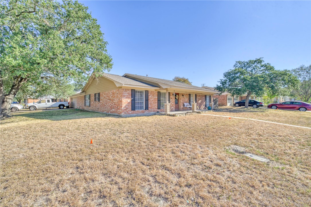 3501 Midwest Drive Property Photo 2