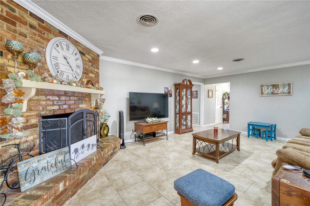 3501 Midwest Drive Property Photo 12