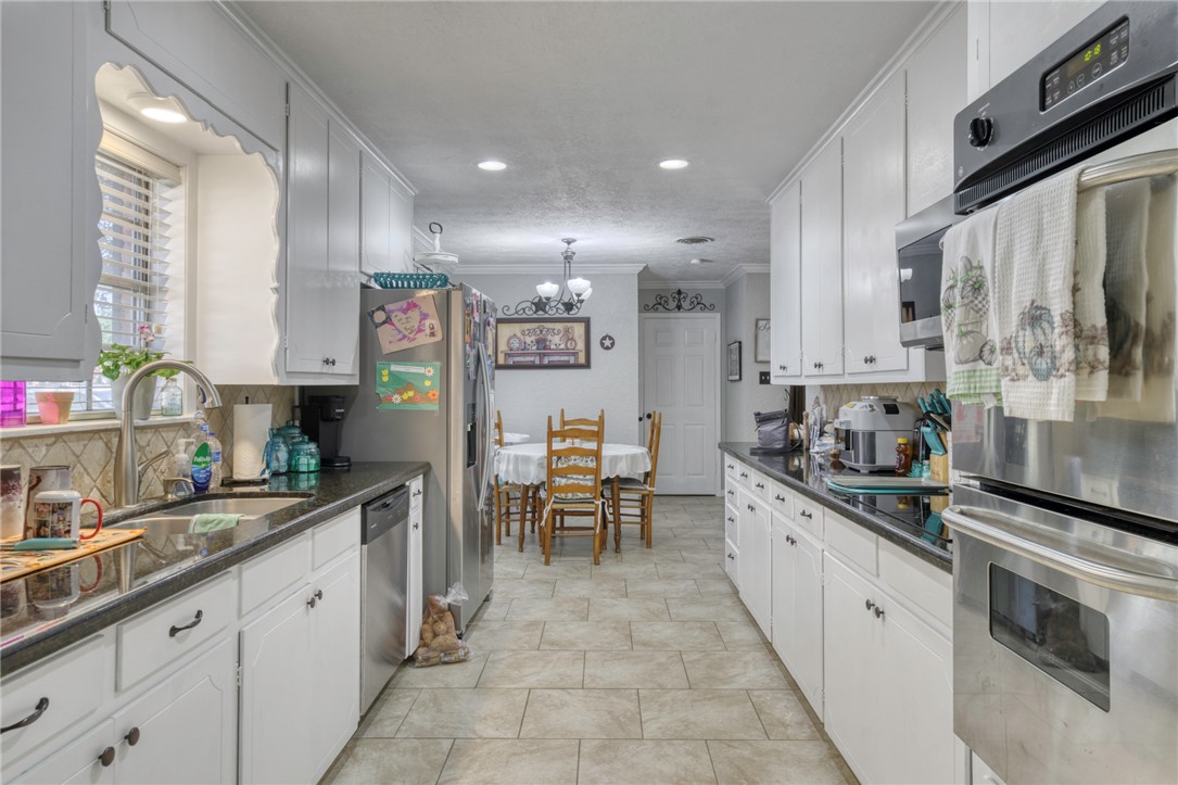 3501 Midwest Drive Property Photo 17