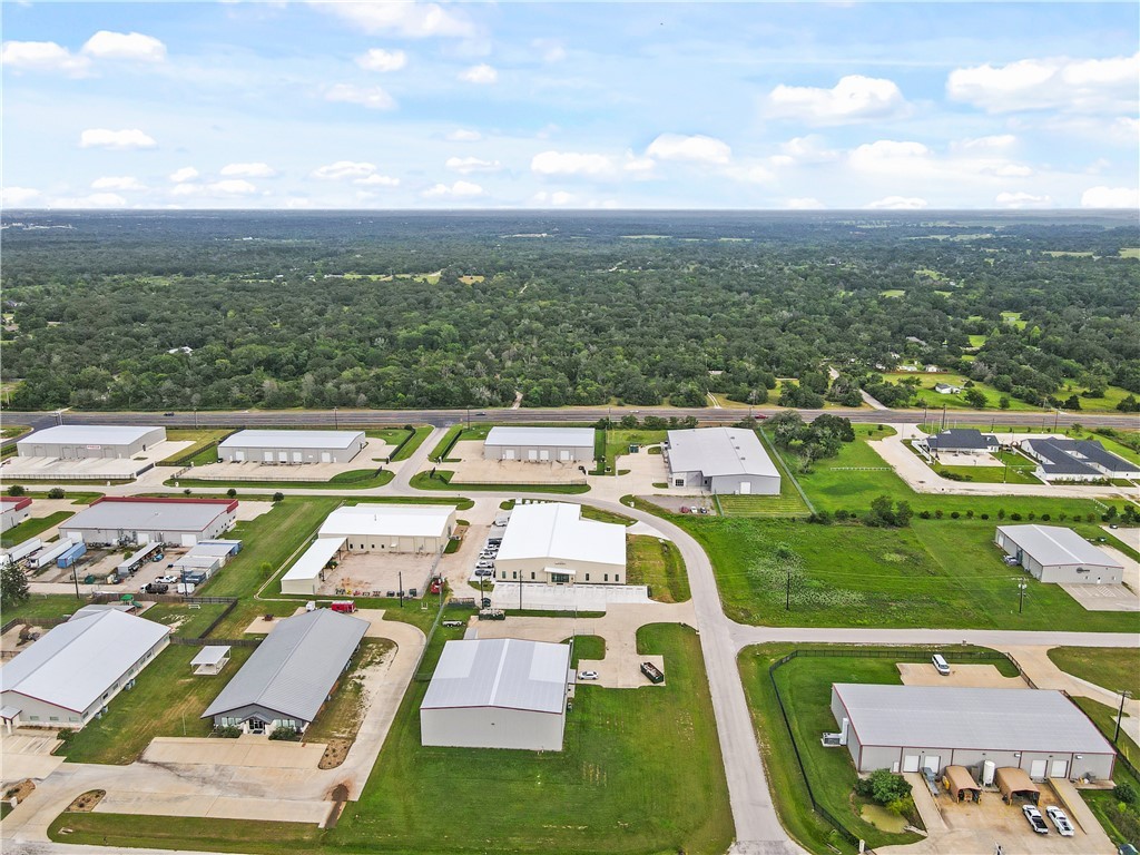 5998 Imperial Loop Property Photo 14