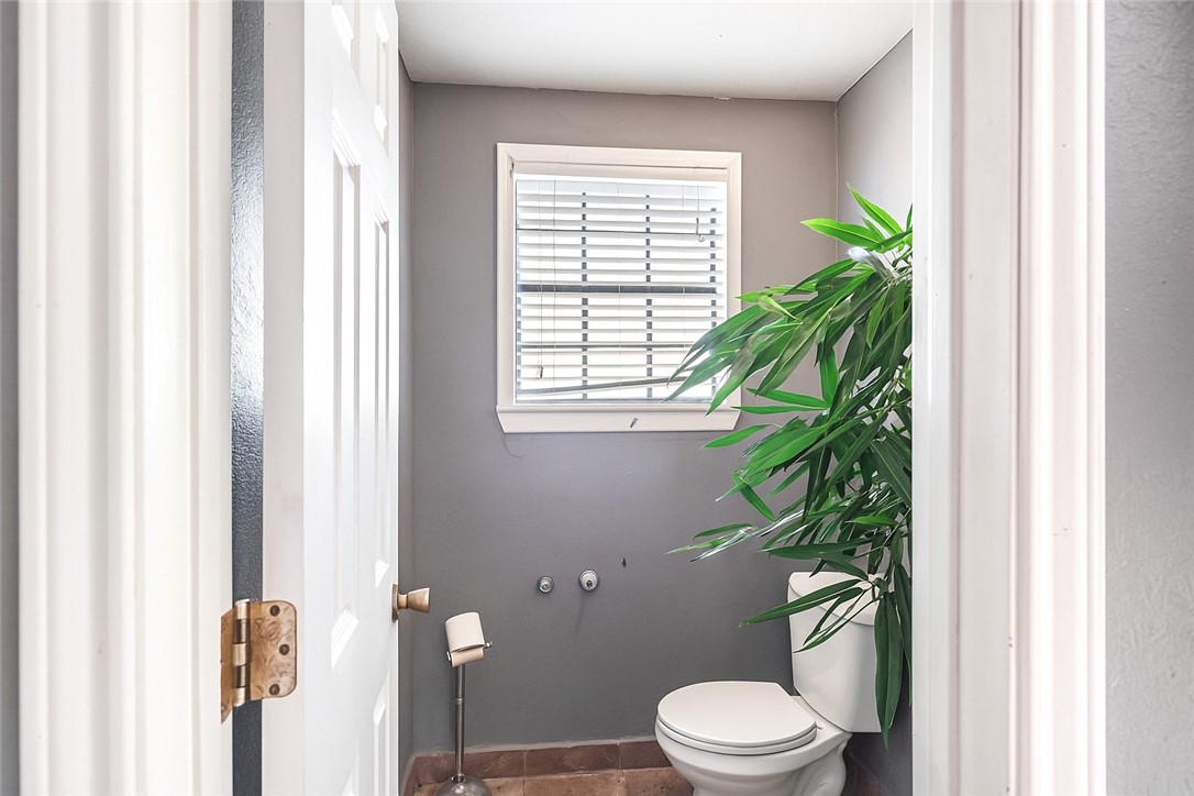 185 County Road 107 Property Photo 16