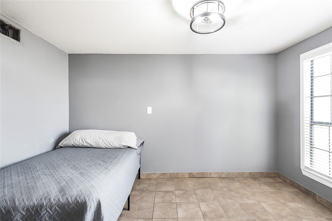 185 County Road 107 Property Photo 17