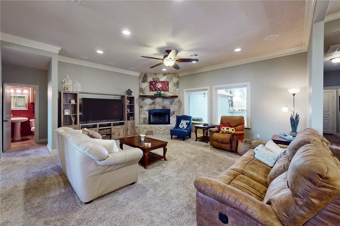 4008 Austins Estates Drive Property Photo 7