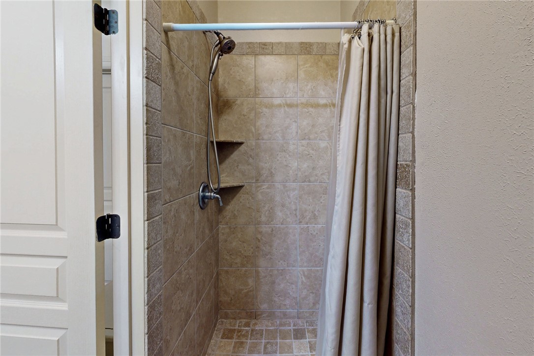 4008 Austins Estates Drive Property Photo 33