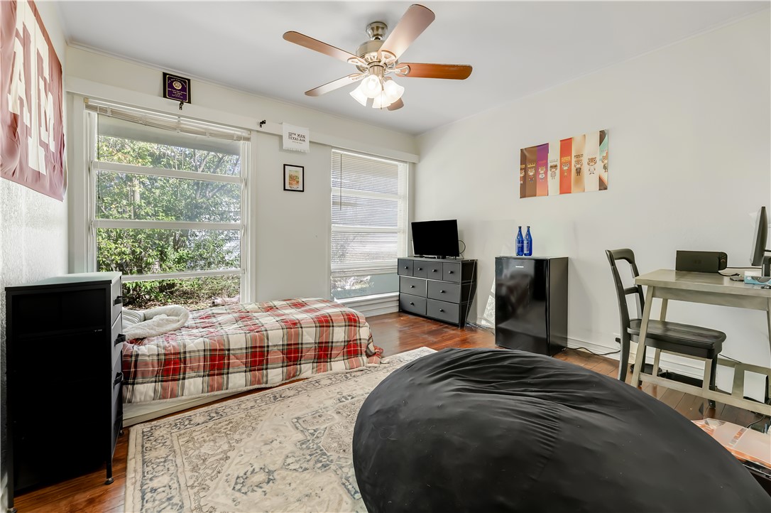 520 Helena Street Property Photo 8