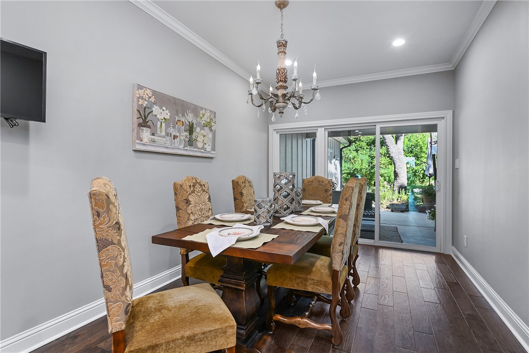 904 West Alligator Street Property Photo 7