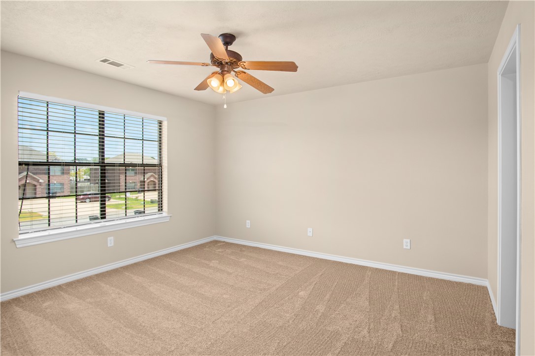 2535 Teal Drive Large Yard Property Photo 10