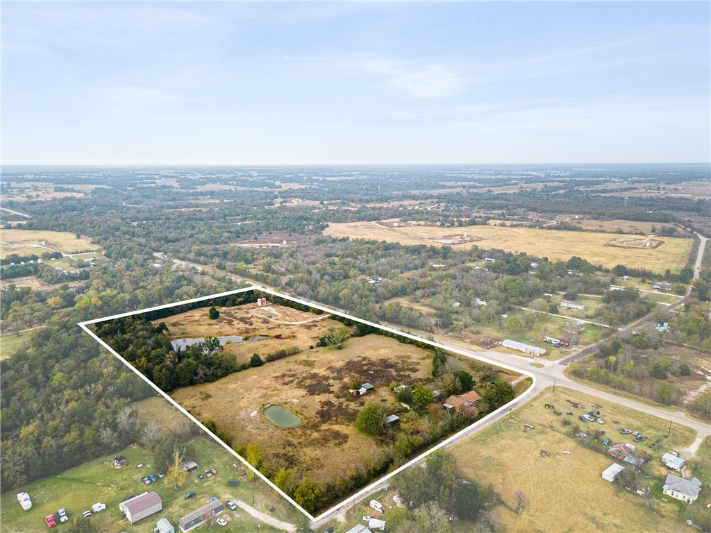 195 L County Road 852 Property Photo 1