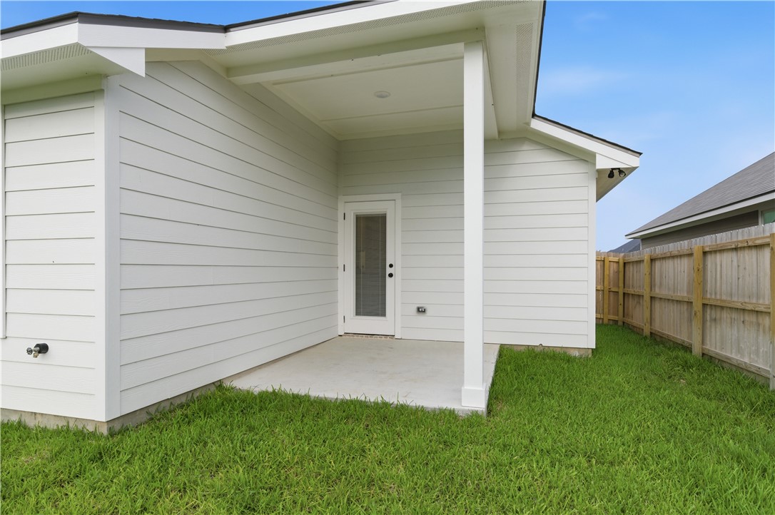 2857 Messenger Way Property Photo 18