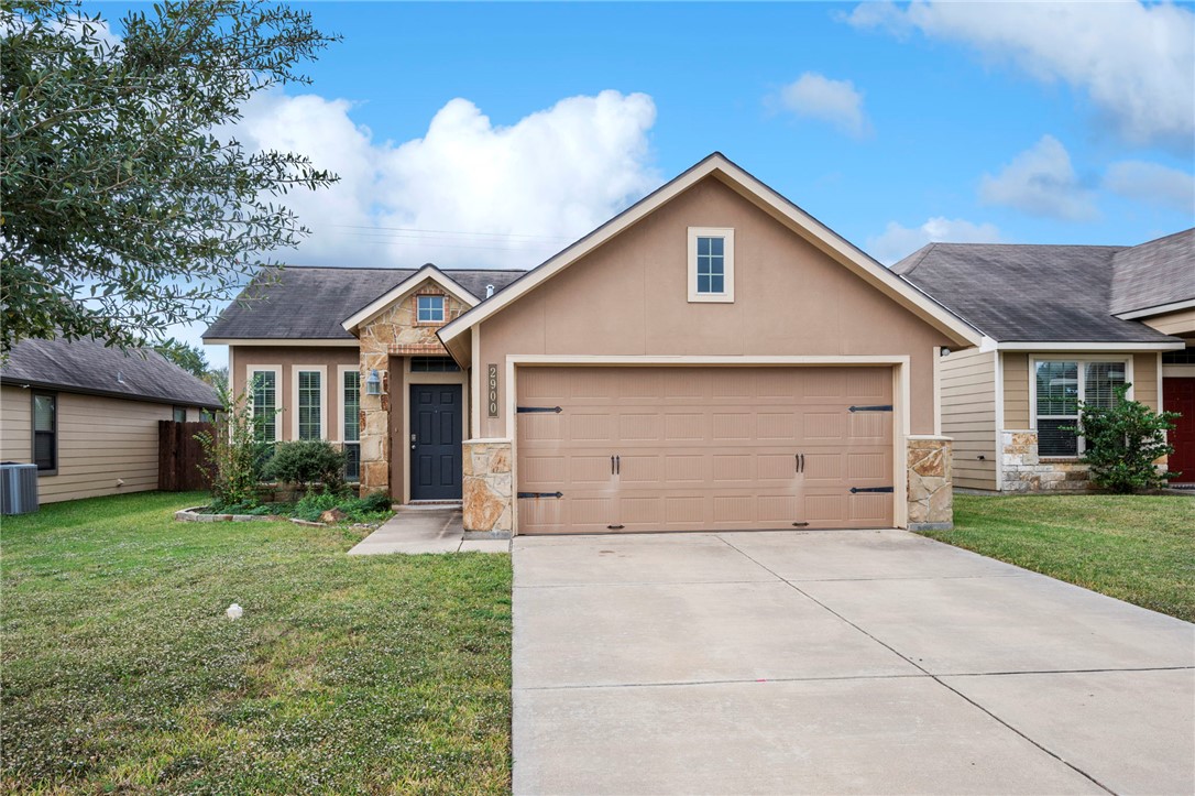 2900 Silver Oak Drive Property Photo 1