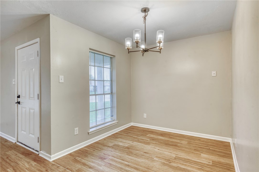 3911 Olive Street B Property Photo 4