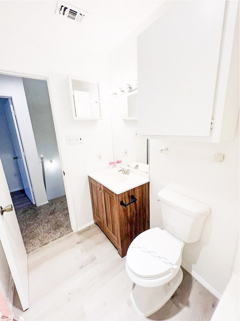 2402 Blanco Drive A Property Photo 12