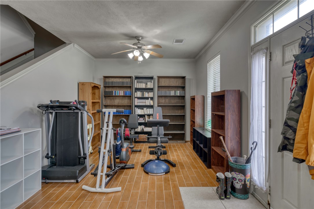 136 Forest Drive Property Photo 4