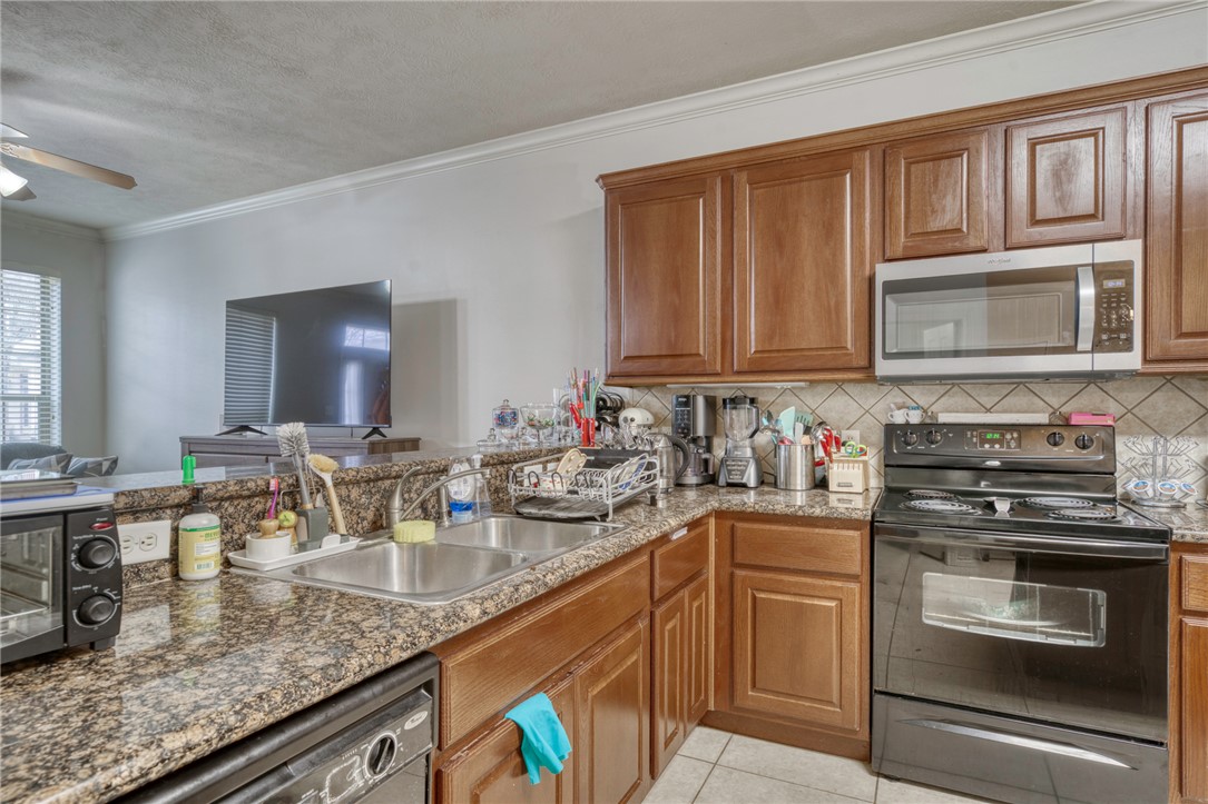 136 Forest Drive Property Photo 6
