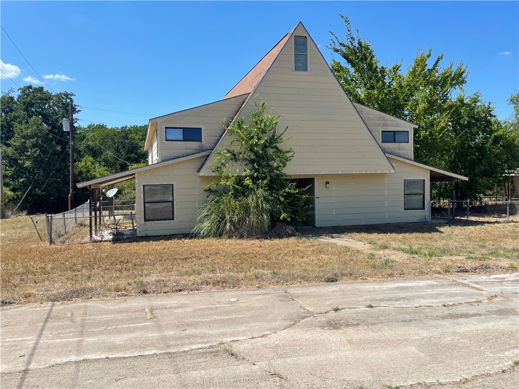 5900 Leonard Road Property Photo 1
