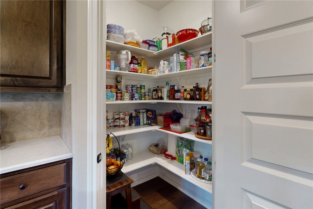 651 County Road 379 Property Photo 9