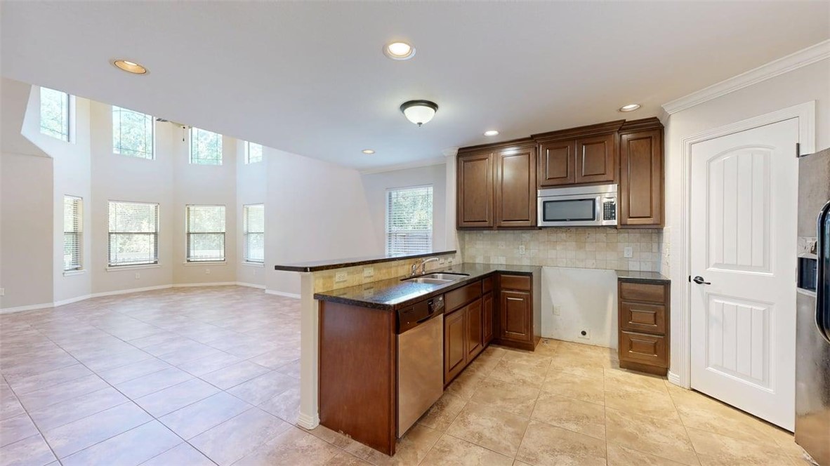 454 Chimney Hill Drive Property Photo 11