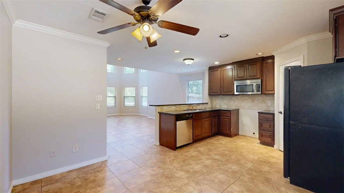 454 Chimney Hill Drive Property Photo 12