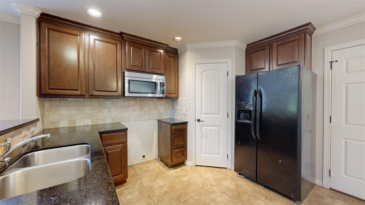 454 Chimney Hill Drive Property Photo 16