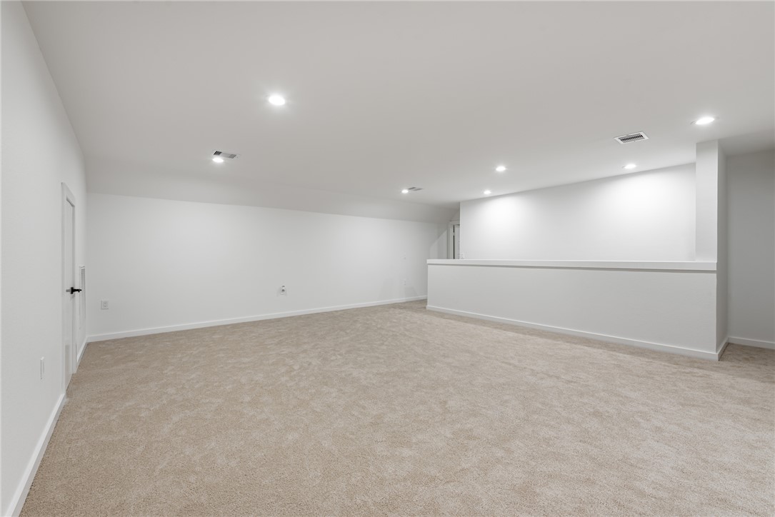 188 Hill Street Property Photo 26