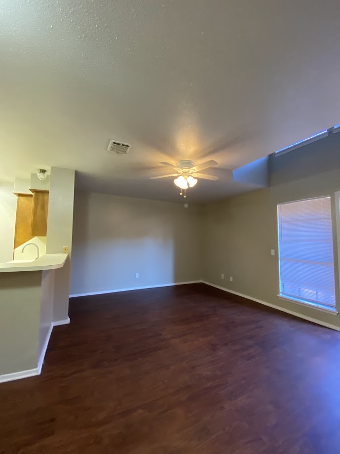 1305 West Villa Maria Road B107 Property Photo 5