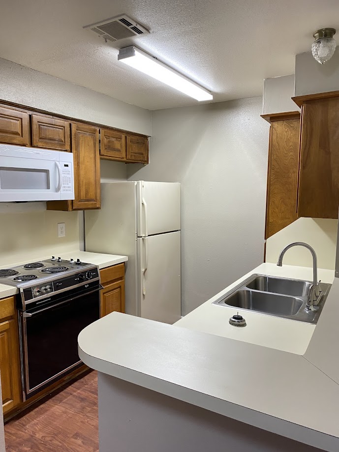 1305 West Villa Maria Road B107 Property Photo 7