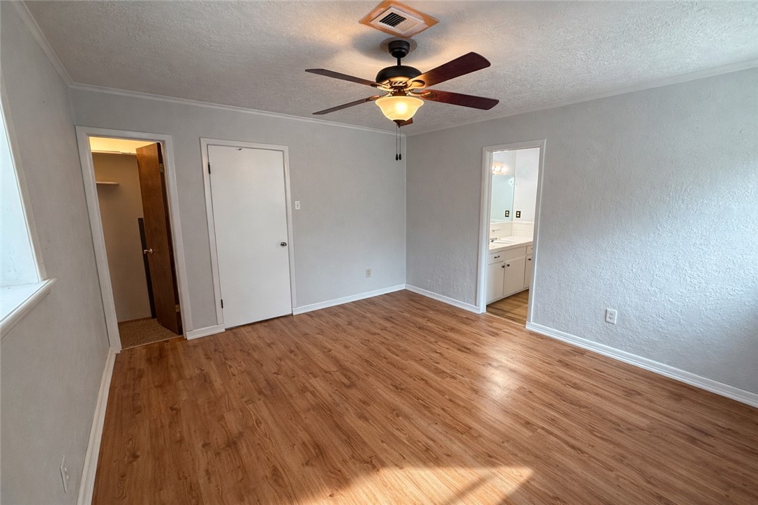 31 Hawaii Lane Property Photo 17