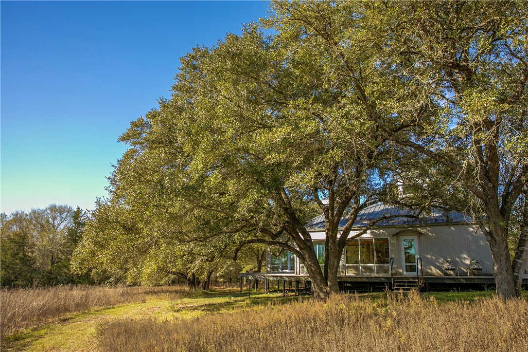11107 Mt Falls School Road Property Photo 1