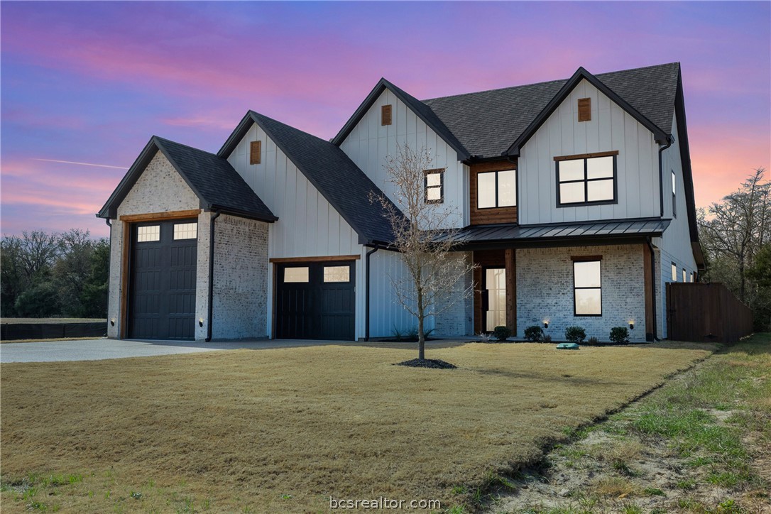 745 Lake Day Drive Property Photo 1
