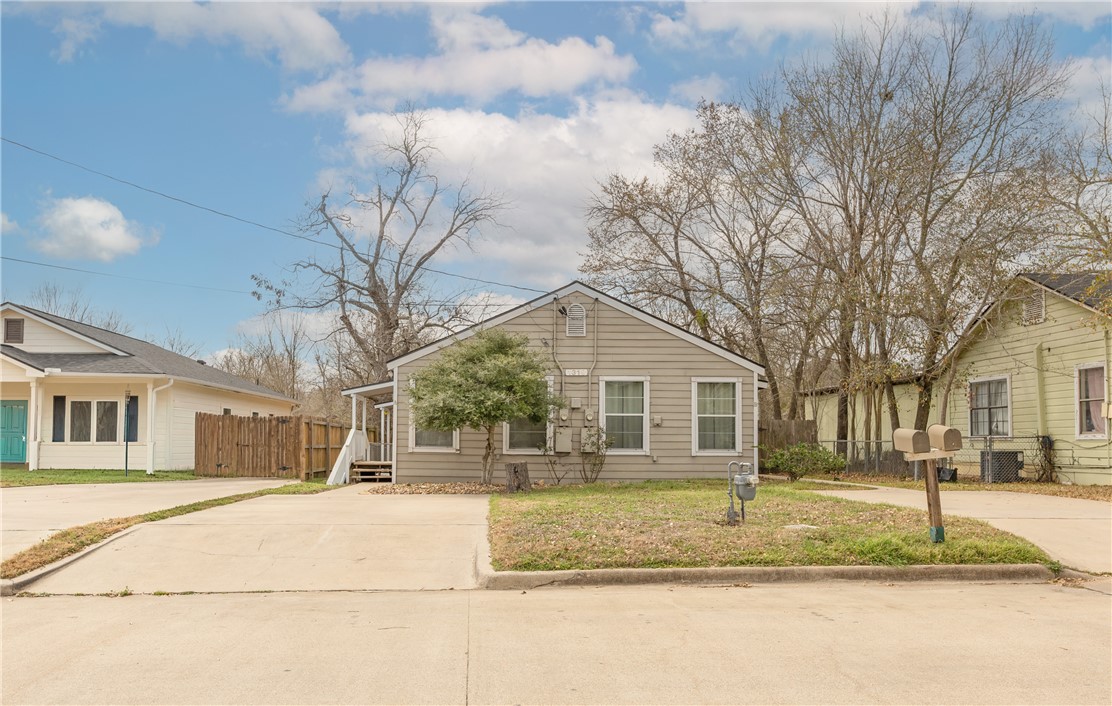 1319 Antone Street Property Photo 1