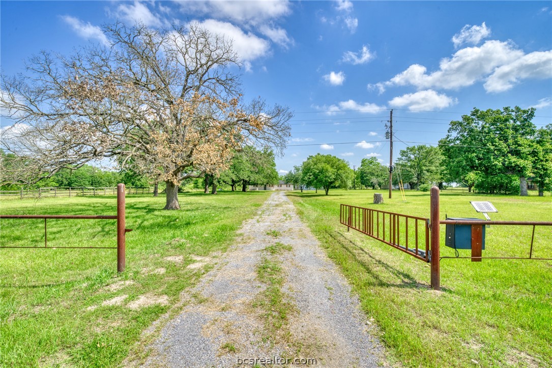 5085 Highway 75 S Property Photo 1