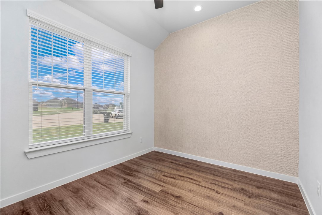 3027 Wolfpack Loop Property Photo 6