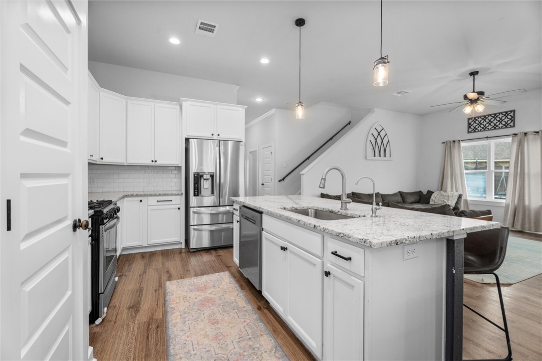 3027 Wolfpack Loop Property Photo 18