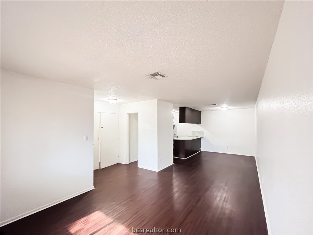 800 Pine Street Property Photo 1