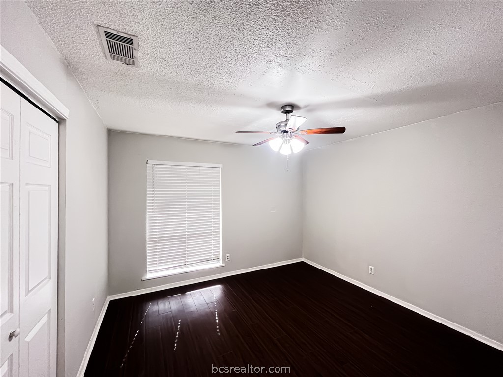 800 Pine Street Property Photo 14