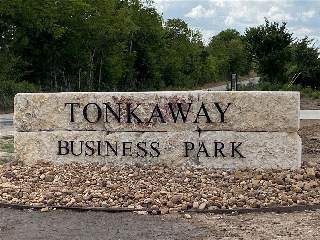 12986 Tonkaway Lake Road Property Photo 4