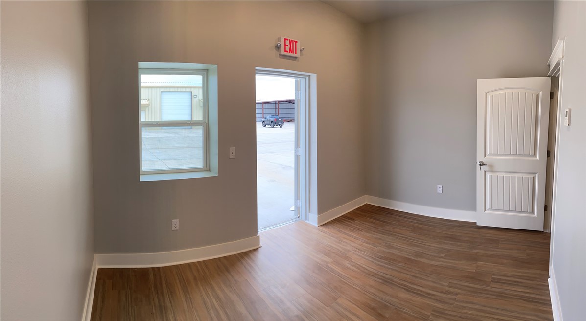 12986 Tonkaway Lake Road Property Photo 7