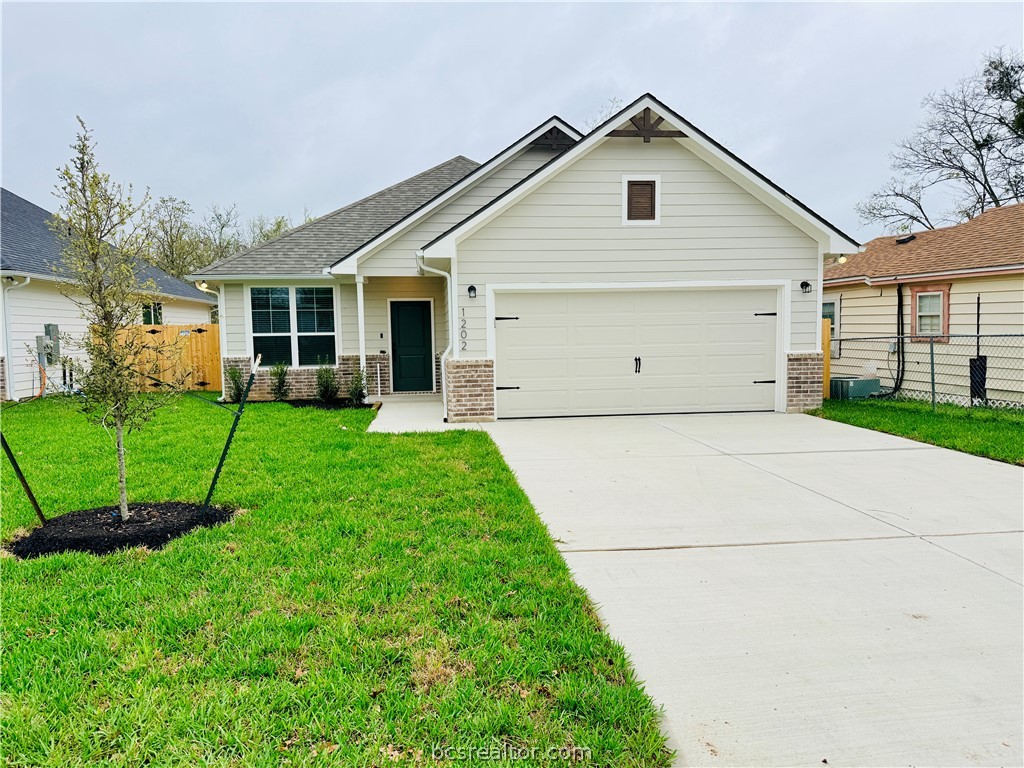 1202 Suncrest Street Property Photo 1