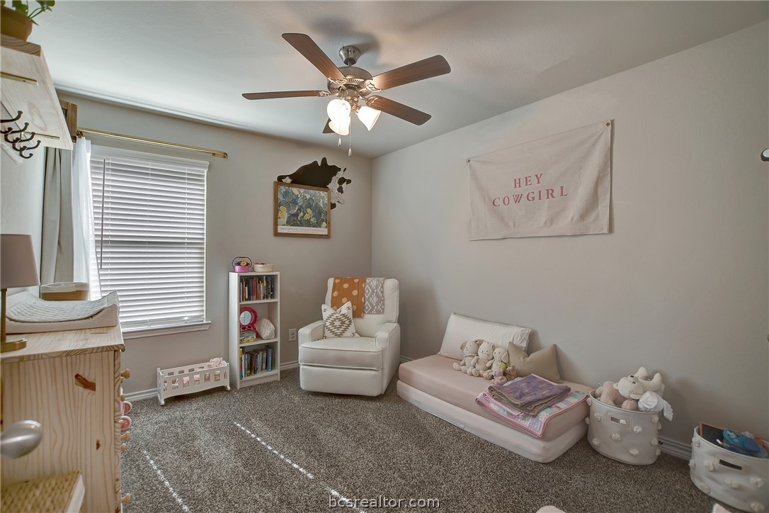 1011 Davy Street Property Photo 28