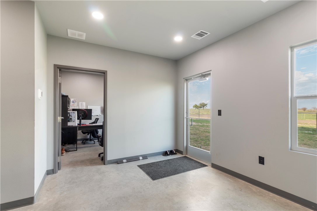 1113 Innovation Drive Property Photo 28