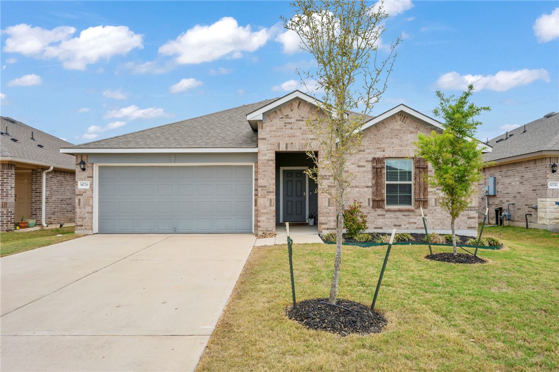8026 Front Nine Lane Property Photo 1