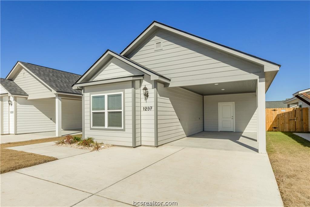 1249 Storm Row Property Photo 1