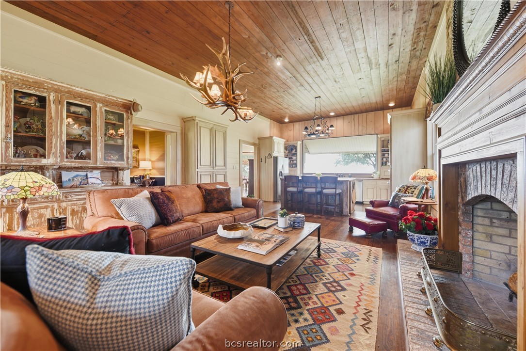 7872 North Fm 1371 Property Photo 16