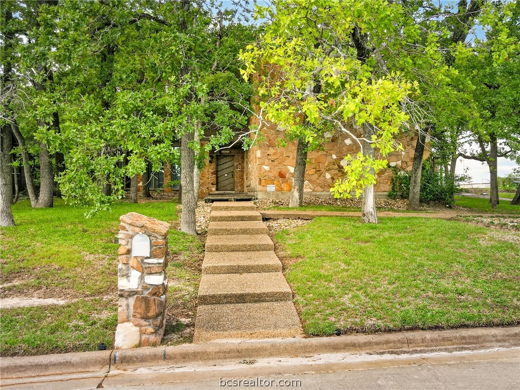 2911 Partridge Circle