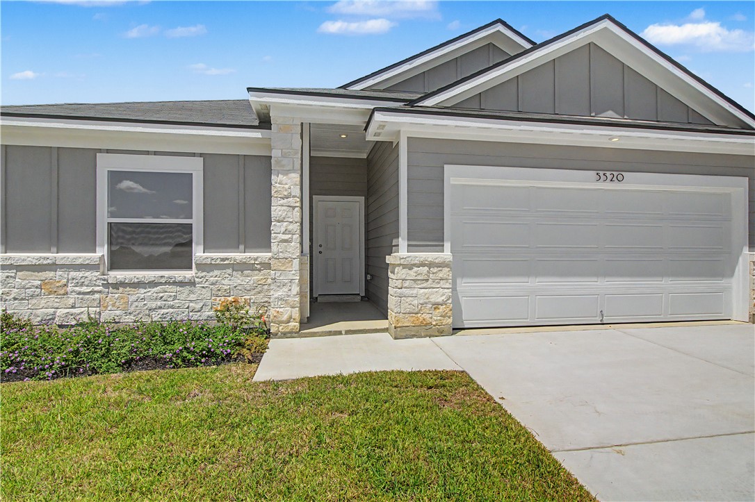 5520 Harriet Street Property Photo 1